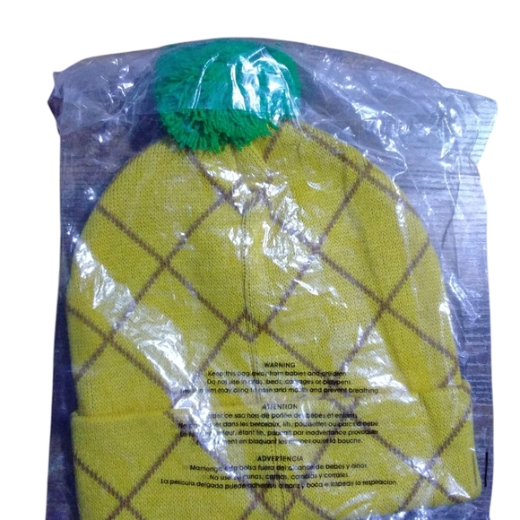 Unisex Yellow and Green Beanie with Cartoon Patch - Picture 2 of 2